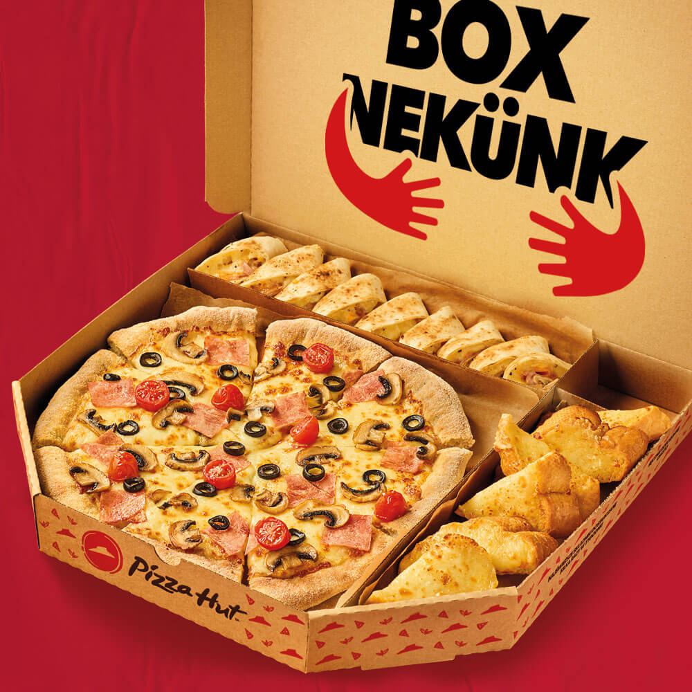 Our Box - any medium pizza (31 (cm) - sprawdź w Pizza Hut