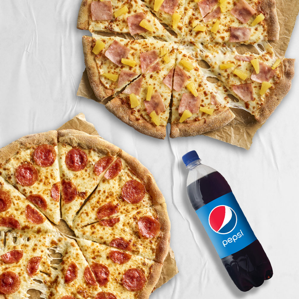 #EGYÜTTACSALÁD MENÜ - 2 KÖZEPES PIZZA - 1 LITERES PEPSI - sprawdź w Pizza Hut